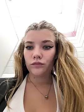 Edens_Promise – webcam model profile photo Image 10