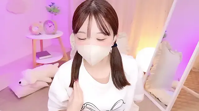 Hot_Misti_69 – webcam model profile photo Image 15