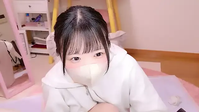 Hot_Misti_69 – webcam model profile photo Image 4