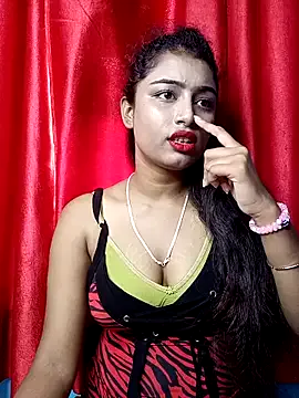 dinexzsummer – webcam model profile photo Image 14