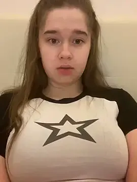 royalgirls_x – webcam model profile photo Image 7