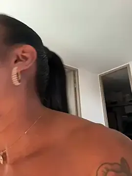 bdbdzs – webcam model profile photo Image 11