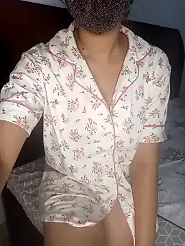 priya_sharma02 – webcam model profile photo Image 3