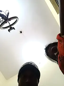 Mary_Lise – webcam model profile photo Image 3