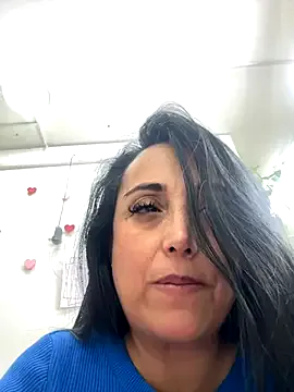 Alina_Vibe_Me – webcam model profile photo Image 13