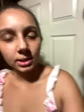 nide_xiaogou – webcam model profile photo Image 3