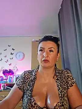 aliayourfav – webcam model profile photo Image 12