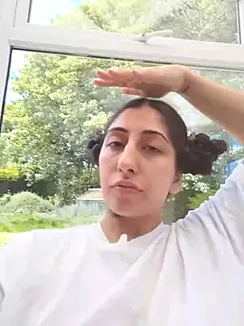 RoyalVibeXO – webcam model profile photo Image 3