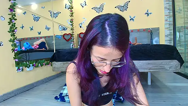 Stellar_Hush – webcam model profile photo Image 3