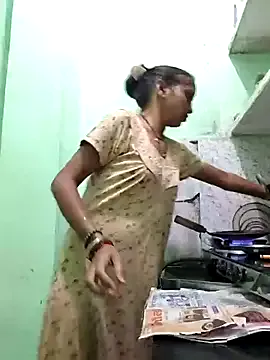 Queen_Shanuu – webcam model profile photo Image 14