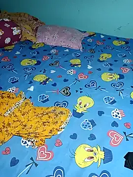 Alirawrz – webcam model profile photo Image 15