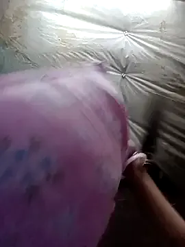 Alirawrz – webcam model profile photo Image 6