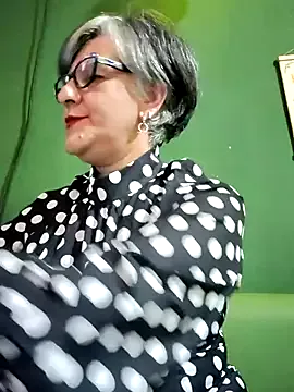 nide_xiaogou – webcam model profile photo Image 17