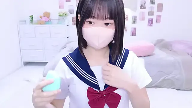 EnEn_xiaobao – webcam model profile photo Image 11