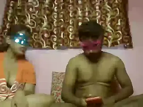 -SweetDi- – webcam model profile photo Image 2