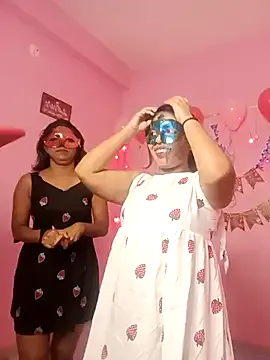 -SweetDi- – webcam model profile photo Image 5