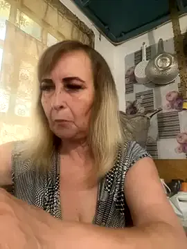 The_Snowwhitee – webcam model profile photo Image 3