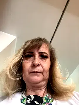 The_Snowwhitee – webcam model profile photo Image 5