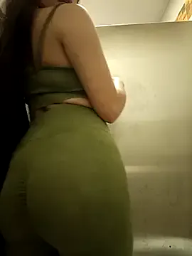 Your_Honeey profile photo Image 10