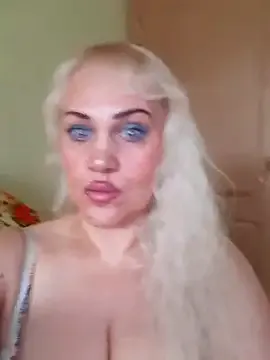 IsabellaBoni – webcam model profile photo