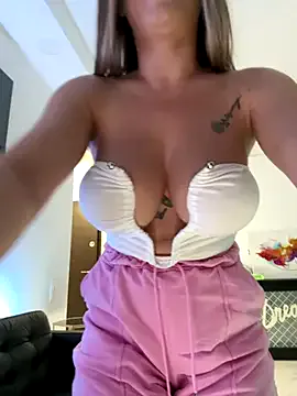 ORLA86 – webcam model profile photo Image 12