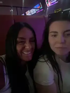 husa_Malikaa – webcam model profile photo Image 2