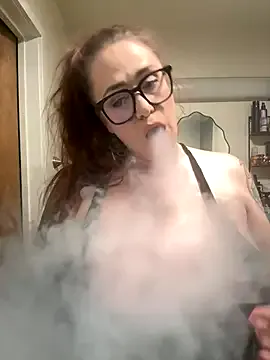 yourownermayla – webcam model profile photo Image 2