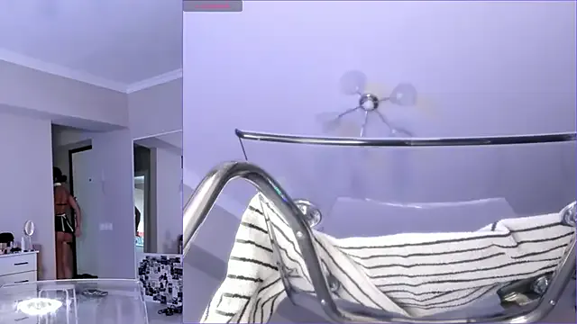 seraphine23 – webcam model profile photo Image 2