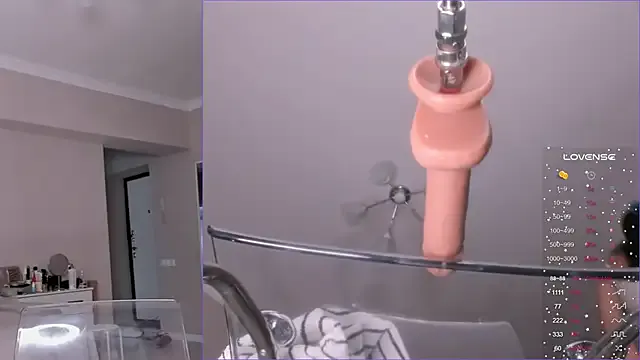 seraphine23 – webcam model profile photo Image 6