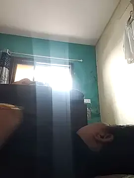 calehot98 – webcam model profile photo Image 10