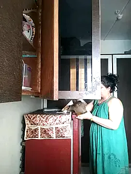 calehot98 – webcam model profile photo Image 4