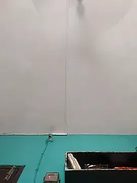 calehot98 – webcam model profile photo Image 7