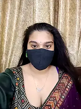 Family02 – webcam model profile photo Image 8