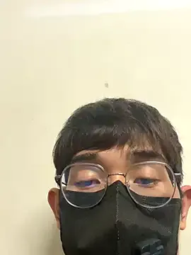 EmaSalis – webcam model profile photo Image 3