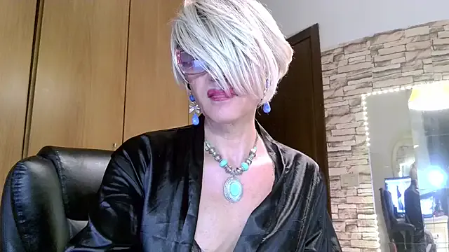 SexAngelssss – webcam model profile photo Image 2