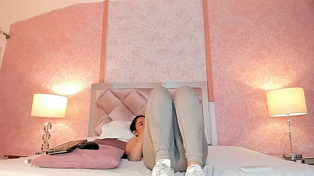 nide_xiaogou – webcam model profile photo Image 8