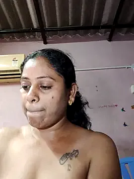 SophiiaStarr – webcam model profile photo Image 3