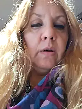 alana15 – webcam model profile photo Image 3