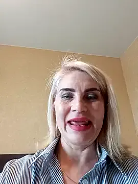 husa_Malikaa – webcam model profile photo Image 11