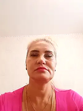 husa_Malikaa – webcam model profile photo Image 16