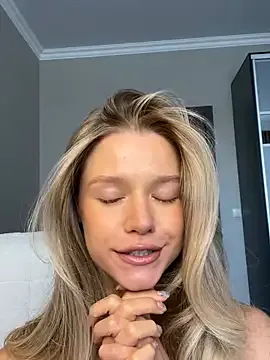 calehot98 – webcam model profile photo Image 3