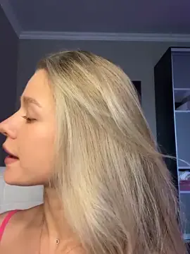 calehot98 – webcam model profile photo Image 6