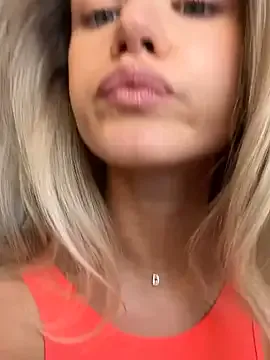 calehot98 – webcam model profile photo Image 8