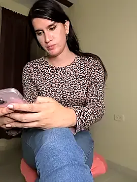 El-Jouri – webcam model profile photo Image 10