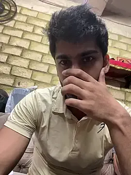 miss_diamond__ – webcam model profile photo Image 2