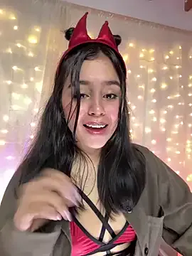 MARRIED-MAN-FETISH – webcam model profile photo Image 3