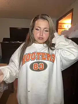 Rileysim88 – webcam model profile photo Image 14