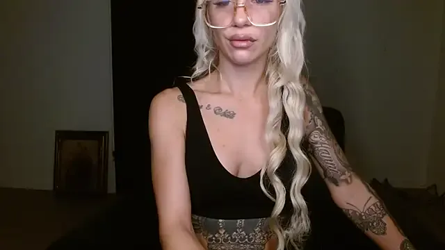 Humsafar-HDX-13 – webcam model profile photo Image 16