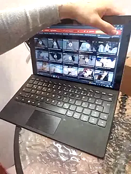 MondoNeko – webcam model profile photo Image 4