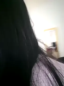 MondoNeko – webcam model profile photo Image 9